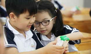 Gần hết hạn triển khai, mới có 16% trẻ em được uống sữa học đường