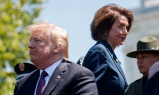 Ông Trump đột ngột ngừng đàm phán gói cứu trợ Covid-19 với phe Dân chủ