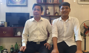 Ngô Văn Hiếu gặp thầy hiệu trưởng 30 năm ‘cõng’ bạn 