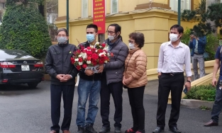 Bác sĩ ngỡ ngàng khi đọc kết quả CT não của cháu bé 2 tuổi rơi từ tầng 12 