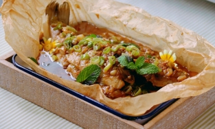 Cách làm món cá om tỏi thơm, ngon, đậm vị mà chế biến nhàn tênh