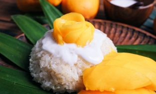 Cách làm xôi xoài chuẩn vị Thái thơm ngon không ngờ chỉ bằng lò vi sóng