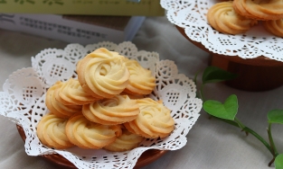 Cách làm bánh quy bơ tự nhà giòn rụm ngon như đi mua