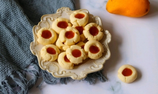 Cách làm bánh quy nhân mứt trái cây để thoả thú trà bánh tại nhà