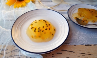 Cách làm thạch chanh dây chua chua ngọt ngọt được lòng trẻ nhỏ