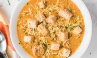 Cách nấu súp bí đỏ phô mai được lòng cả người lớn lẫn trẻ nhỏ