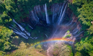 Thác nước Tumpak Sewu, thác nước có cảnh quan ngoạn mục của Indonesia