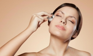 5 thói quen buổi sáng tốt cho sức khỏe, trẻ hóa làn da