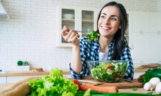 4 lợi ích sức khoẻ từ chế độ ăn thuần chay sẽ làm bạn bất ngờ 