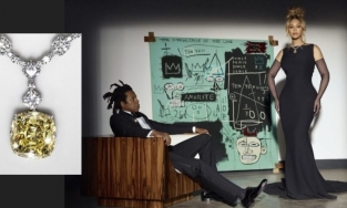 Beyoncé bị chỉ trích khi đeo vòng cổ 'kim cương máu' trong chiến dịch quảng cáo của Tiffany&Co