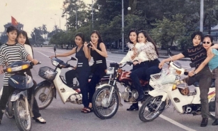 Rich-kid thập niên 80-90 'lên đồ' cực chất khiến giới trẻ ngày nay cũng phải trầm trồ