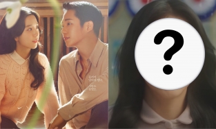 Jisoo BLACKPINK bất ngờ bị chê 'xuống sắc' trong phim mới, netizen đổ cho thợ trang điểm