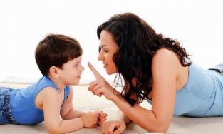 Để con tự do phát triển, thích làm gì thì làm là hại con