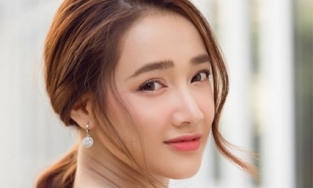 Nhã Phương lộ thân phận Phó chủ tịch công ty doanh thu cả tỷ mỗi tháng