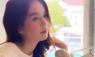 Vừa đăng tin tìm người nuôi, Ngọc Trinh lộ nhan sắc xuống cấp, mặt mập ú