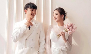 Thu Quỳnh tung bộ ảnh cô dâu chú rể với Anh Vũ, fan hối cưới đi thôi chị ơi