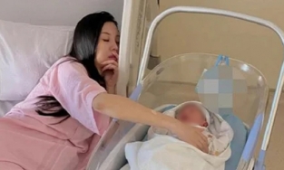 Vũ Ngọc Châm hạ sinh con đầu lòng, khoe khéo chồng thiếu gia tâm lý