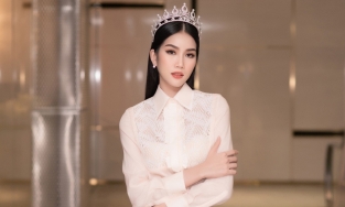 Á hậu Phương Anh mất cơ hội đi thi Hoa hậu Quốc tế vào phút chót