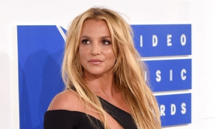 Britney Spears thông báo đã nghỉ hưu ngay khi được tự do