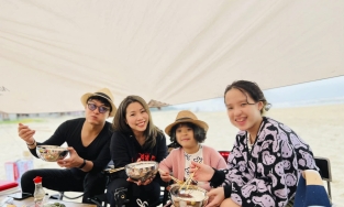 Hôn nhân của Hồng Đăng và Anh Đào: 14 năm mặn nồng, luôn bênh vực vợ