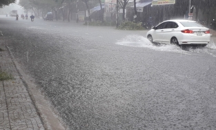 Vùng áp thấp chuyển hướng và mạnh lên, Hà Nội có thể có mưa giông ngày 8/8