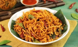 Cách làm khô gà lá chanh cực ngon, cả gia đình ai ăn cũng tấm tắc khen