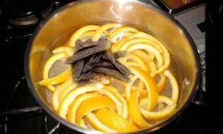 Cách nấu vỏ bưởi làm nước uống hỗ trợ giải cảm đơn giản, dễ thực hiện