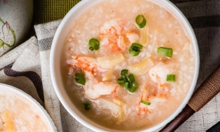 Cách nấu cháo tôm ngon ngọt, không tốn thời gian