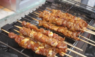 Cách làm bánh mì thịt nướng thơm ngon, hấp dẫn lại đơn giản ngay tại nhà