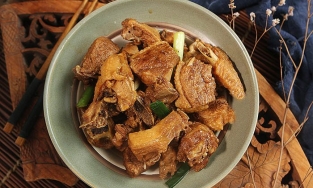 Thịt vịt có già đến mấy nhưng chỉ cần làm thêm bước này khi kho đảm bảo thịt vẫn mềm và thơm ngon