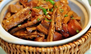 Cách nấu gà kho măng khô đậm đà, lạ miệng, đổi món cuối tuần cực hợp