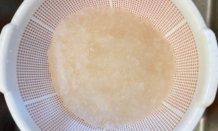 Học ngay cách nhặt lông yến siêu nhanh, 4 tiếng xong cả lạng để kịp đi 'trảy hội'