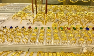 Giá vàng hôm nay 1/12: Vàng trong nước và thế giới đảo chiều tăng nhẹ trở lại