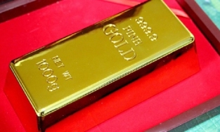 Giá vàng hôm nay 26/12: Vàng thế giới bật tăng trở lại vượt xa ngưỡng 1.800 USD