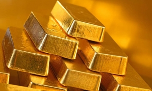 Giá vàng hôm nay 21/1: Vàng trong nước tiến sát ngưỡng 62 triệu đồng/lượng