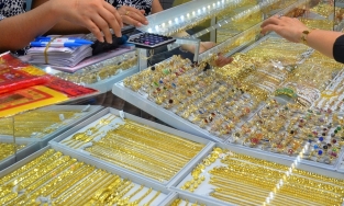 Giá vàng hôm nay 1.4: Vàng thế giới tăng giá, trong nước biến động nhẹ