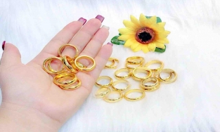 Giá vàng hôm nay 14.4: Vàng SJC áp sát ngưỡng 70 triệu đồng/lượng