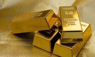 Giá vàng hôm nay 24.5 vàng thế giới biến động mạnh trước sự suy yếu của đồng USD