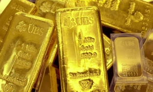 Giá vàng hôm nay 10/8 Vàng trong nước biến động trái chiều