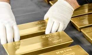 Giá vàng hôm nay 14/8: Vàng trong nước và thế giới đồng loạt tăng mạnh