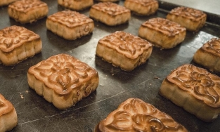 Những tiệm bánh Trung thu cổ truyền nổi danh Hà Nội