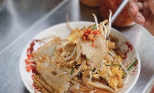 4 món ăn ngon làm nên thương hiệu của chợ Hồ Thị Kỷ