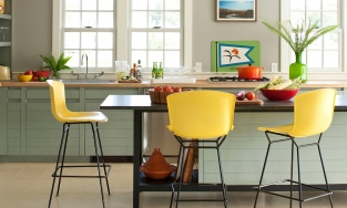 Ngắm 10 phòng bếp vừa lạ mắt vừa thời trang nhờ cặp màu vàng - xanh