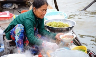 Đi chợ nổi Cái Răng, nếm những đặc sản làm nên thương hiệu Cần Thơ