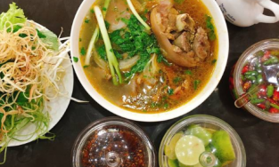 Ghim ngay 3 quán bún bò Huế ngon nhất tại quận Bình Thạnh, Sài Gòn