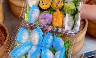 Ngon miệng, đẹp mắt với món dimsum có màu xanh đậu biếc ở quận 4