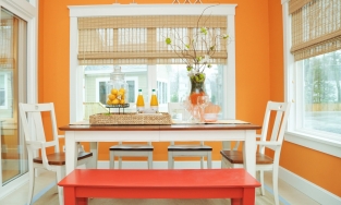 Ngắm 11 phòng ăn với sắc cam rực rỡ cho mùa Đông thêm ấm áp