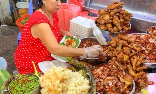 Ăn đêm ở Sài Gòn? Đây là 5 quán xôi đêm ngon có tiếng cho bạn