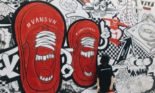 Vạn Hạnh Mall, trung tâm thương mai có nhiều góc sống ảo ở quận 10, Sài Gòn