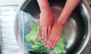 Cách hút chân không thực phẩm mà không cần máy siêu dễ, ai cũng làm được